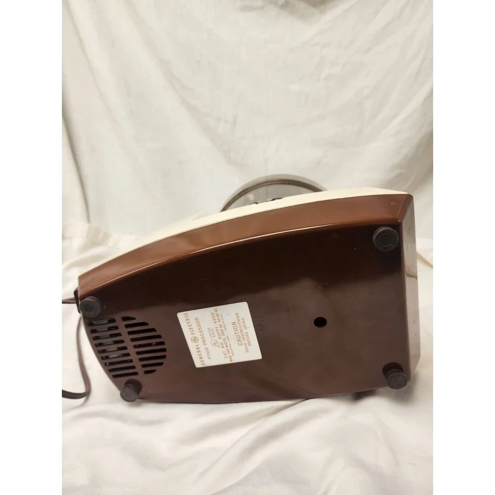 Vintage GE Food Processer General Electric D2FP4200 Woodgrain 1970s Tested